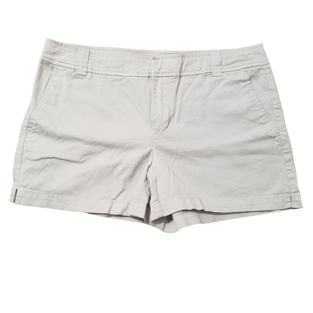 New York and Company. Tan Shorts. Size 8